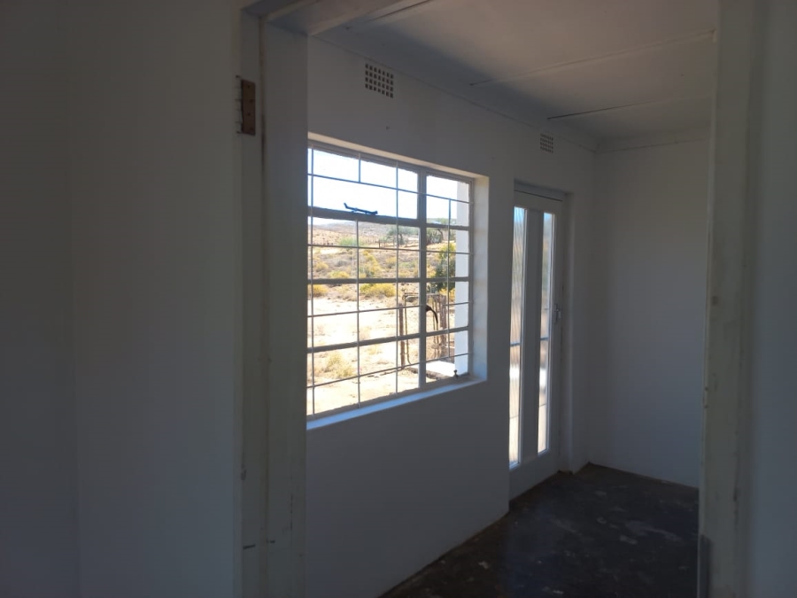 6 Bedroom Property for Sale in Bitterfontein Western Cape